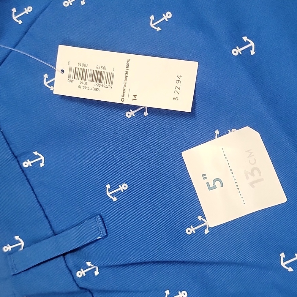 NWT Old Navy 5" shorts - size 14 - Picture 2 of 5